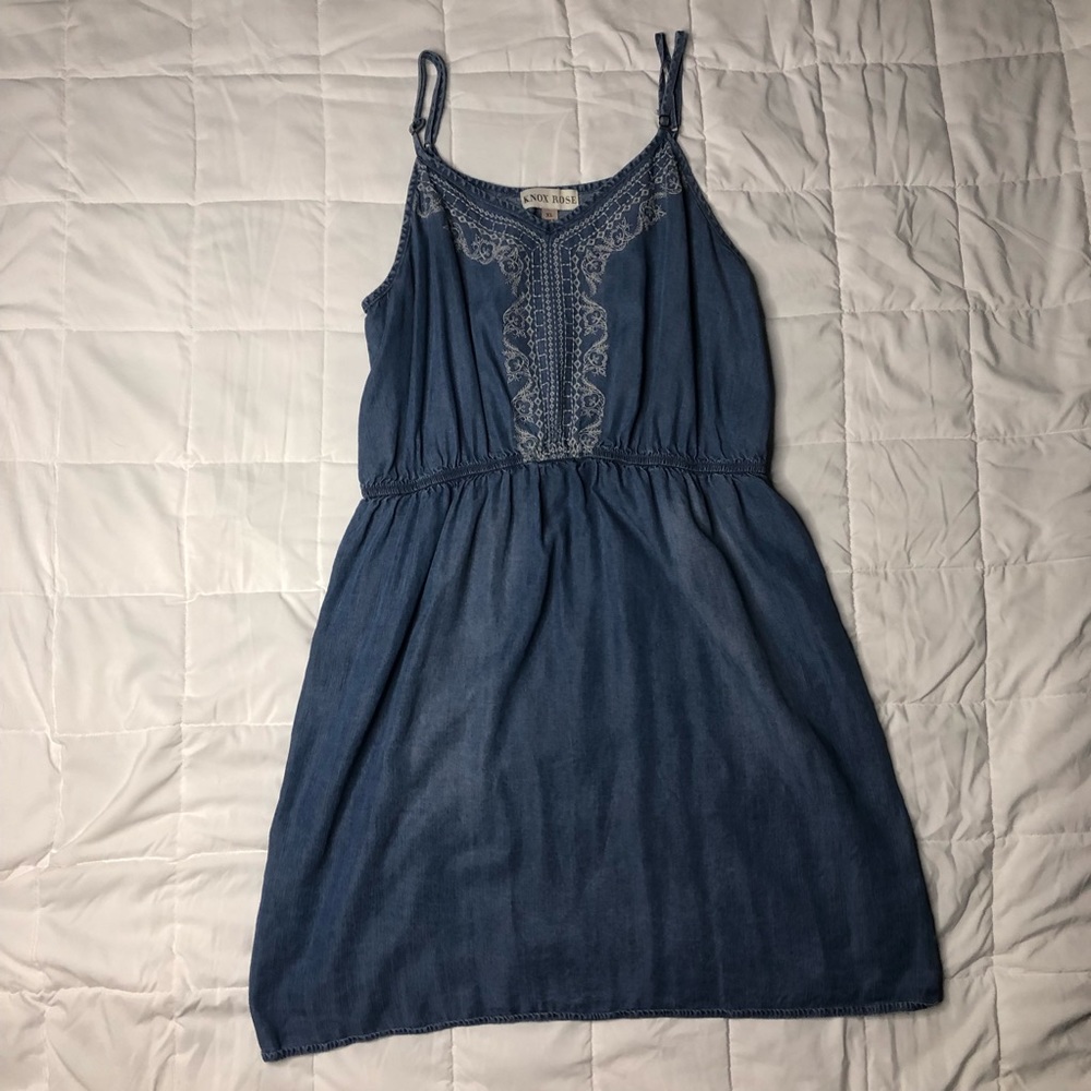 Adorable Knox Rose Denim Dress | XL